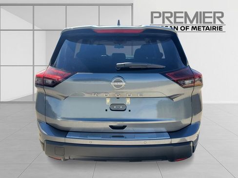 New 2026 Nissan Rogue SV image 5