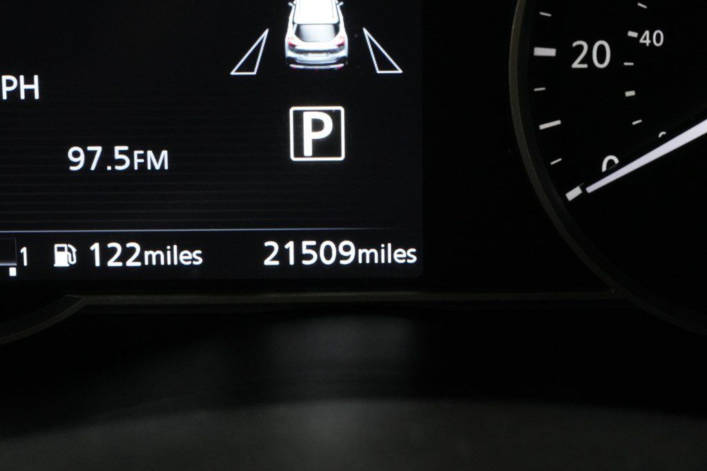 Used 2020 Nissan Kicks SV FWD image 19