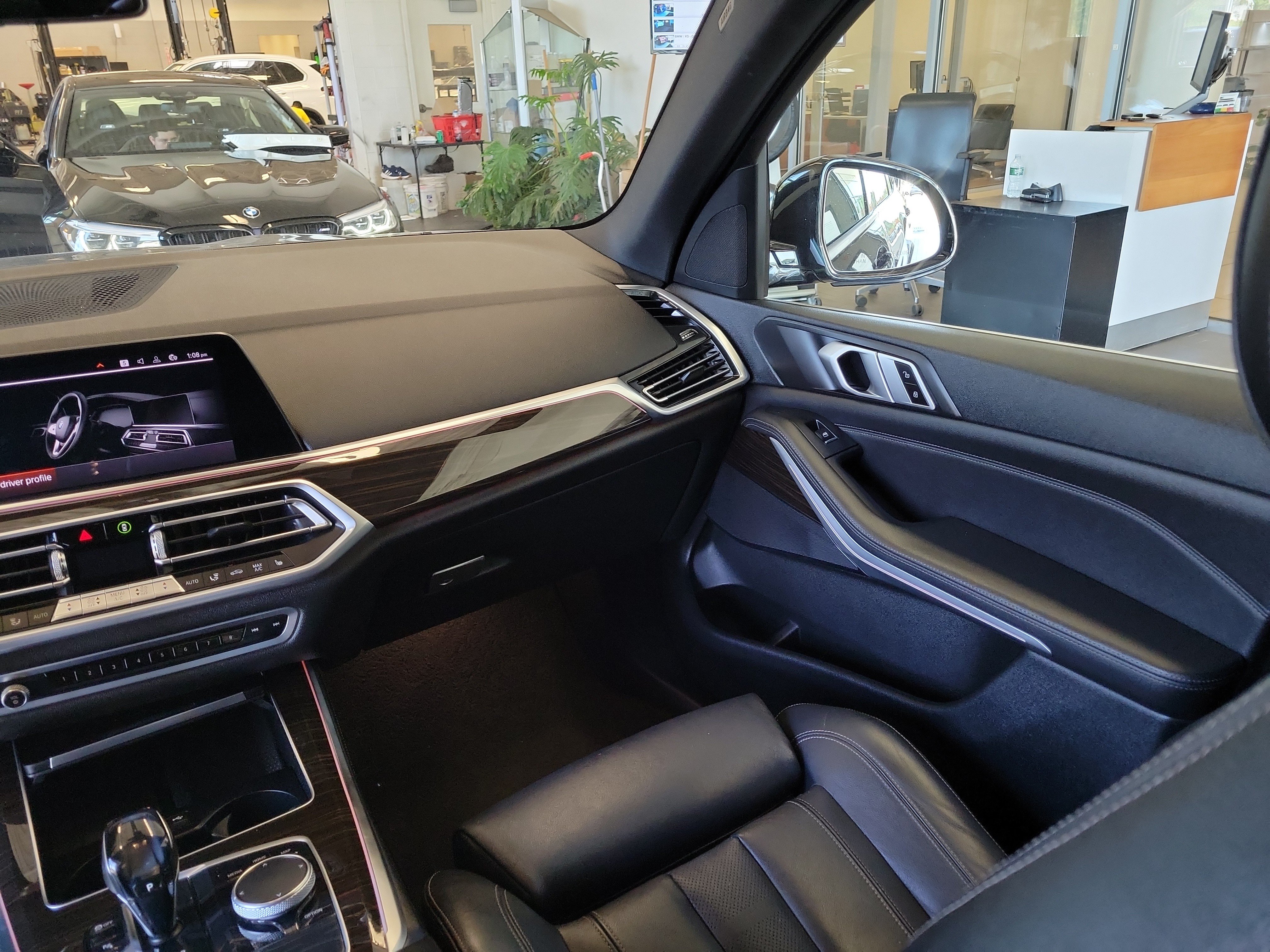 Used 2019 BMW X5 xDrive40i w/ Convenience Package AWD/4WD image 19