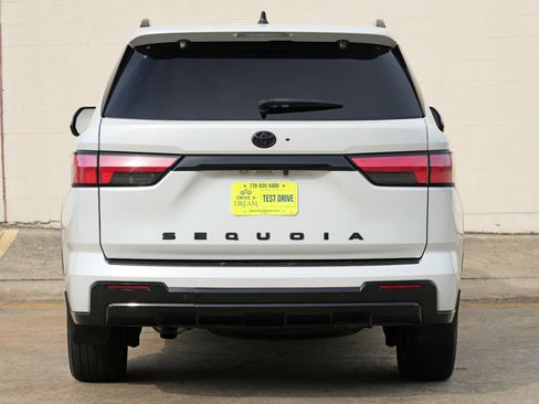 Used 2024 Toyota Sequoia Platinum AWD/4WD image 56