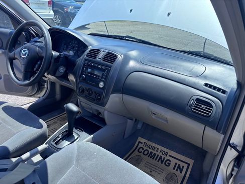 Used 2002 MAZDA Protege FWD image 23