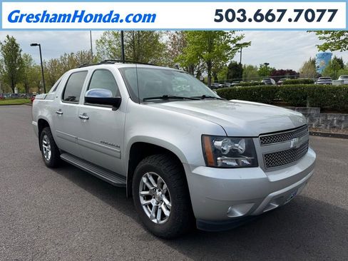 Used 2011 Chevrolet Avalanche LTZ AWD/4WD image 1