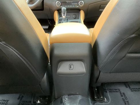 Used 2020 Nissan Sentra SV w/ SV Premium Package image 33