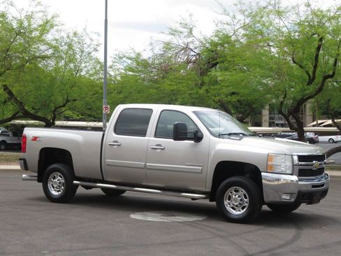 Used 2008 Chevrolet Silverado 2500 LTZ w/ Safety Package image 4