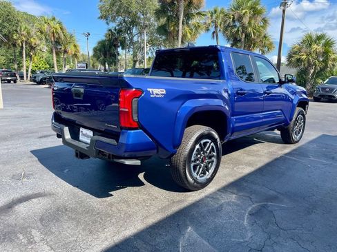 Used 2025 Toyota Tacoma TRD Sport AWD/4WD image 6