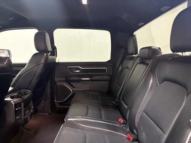 Used 2024 RAM 1500 Laramie AWD/4WD image 19