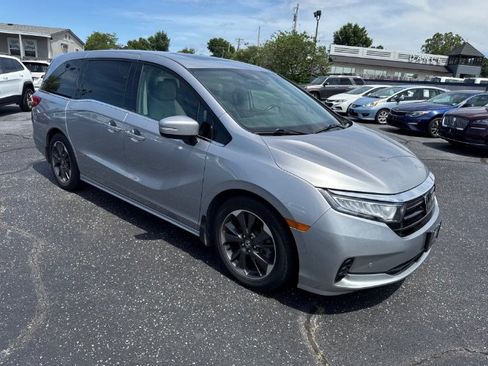 Used 2022 Honda Odyssey Elite image 7