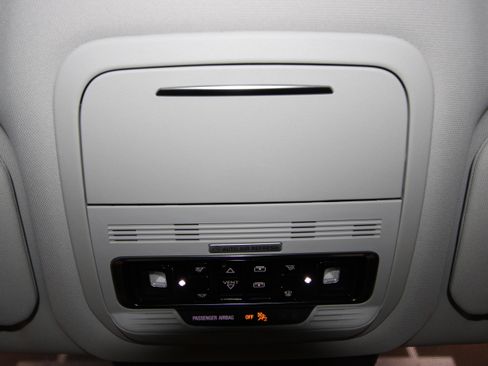 New 2026 Lincoln Nautilus Reserve w/ Jet Appearance Package image 21