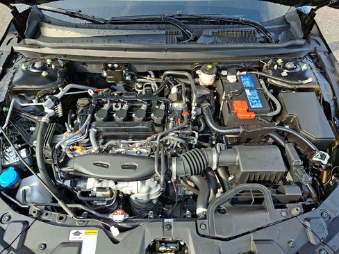 Used 2025 Honda Accord SE image 28