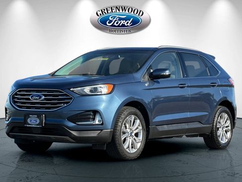 Used 2019 Ford Edge Titanium w/ Cold Weather Package image 8