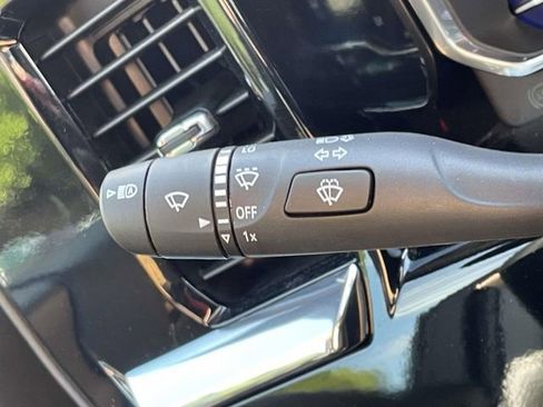 Used 2024 Chevrolet Silverado 2500 LT w/ Convenience Package image 22