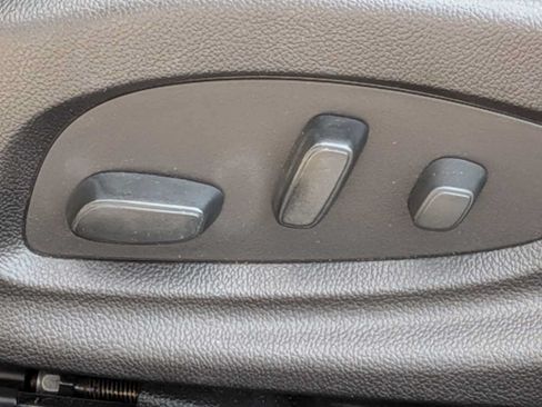 Used 2018 Chevrolet Impala LT w/ Sunroof and Spoiler Package FWD image 16