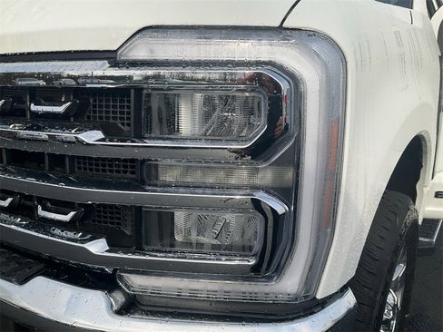 New 2026 Ford F250 Lariat w/ Chrome Package image 16