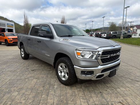 Used 2024 RAM 1500 Big Horn AWD/4WD image 2