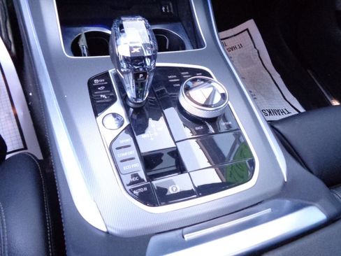 Used 2022 BMW X5 xDrive40i image 12