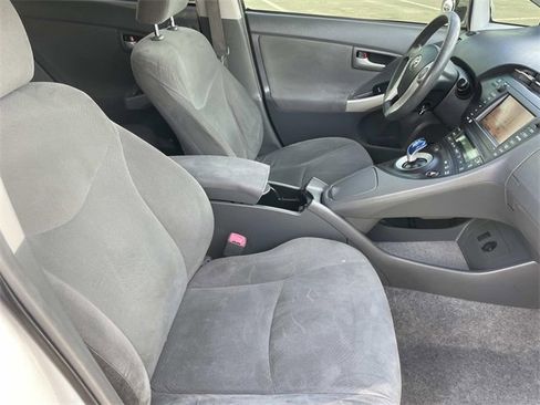 Used 2010 Toyota Prius Three image 32