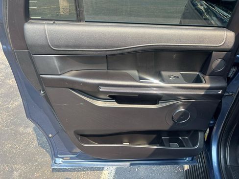 Used 2018 Ford Expedition Max XLT AWD/4WD image 26