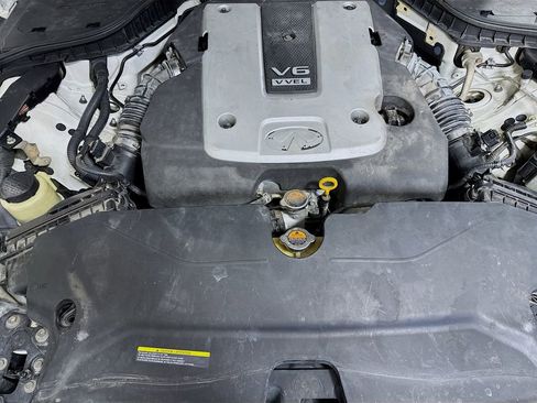 Used 2014 INFINITI Q50 Sport w/ Moonroof Package image 39