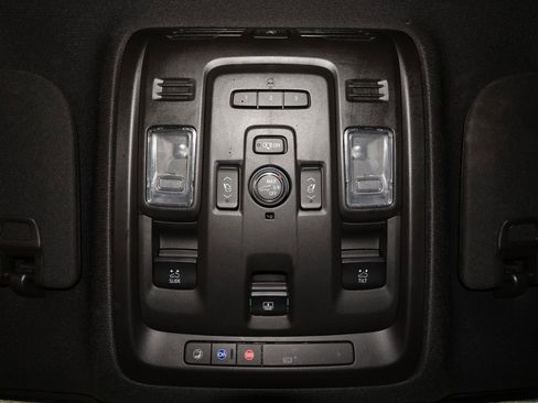 Certified 2024 Cadillac Escalade Sport w/ LPO, ONYX Package image 36