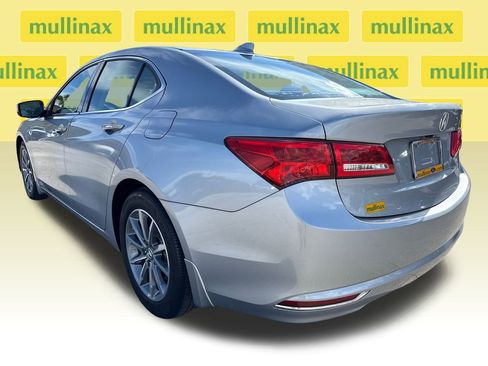 Used 2018 Acura TLX 2.4L image 9