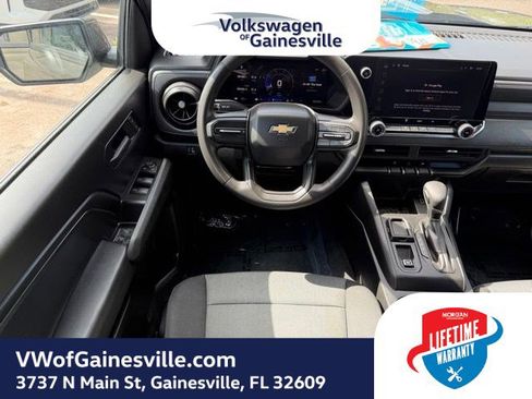 Used 2024 Chevrolet Colorado W/T RWD image 13