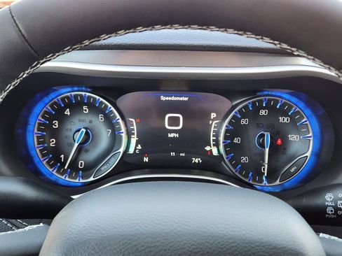 New 2026 Chrysler Pacifica Select image 11