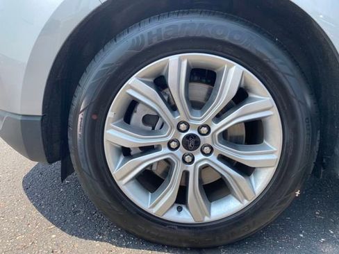 Used 2024 Ford Edge Titanium AWD/4WD image 28