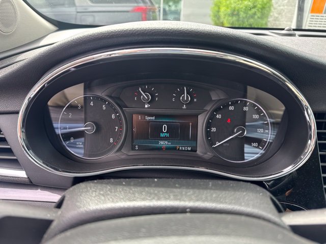 Used 2018 Buick Encore Essence FWD image 2