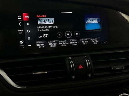 Used 2022 Alfa Romeo Giulia Veloce image 20