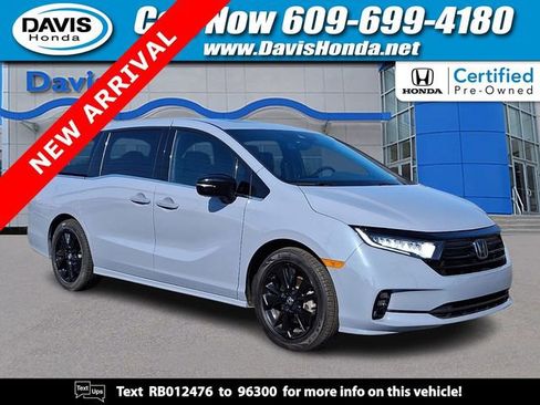 Certified 2024 Honda Odyssey Sport image 1