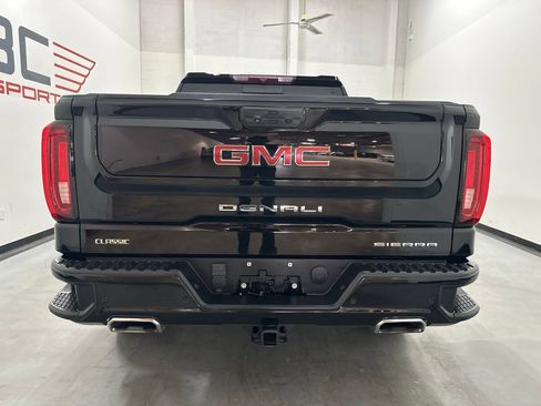 Used 2022 GMC Sierra 1500 Denali AWD/4WD image 15