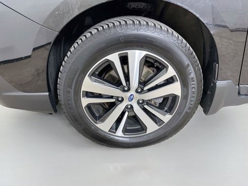 Used 2018 Subaru Outback 2.5i Limited AWD/4WD image 30