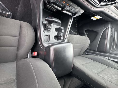 Used 2023 Dodge Durango GT RWD image 26