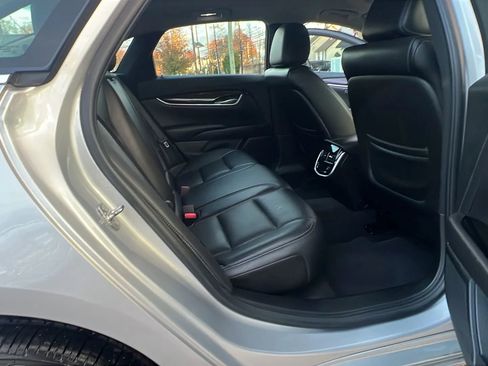 Used 2016 Cadillac XTS Luxury image 28