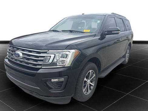 Used 2019 Ford Expedition XLT w/ Equipment Group 201A AWD/4WD image 7