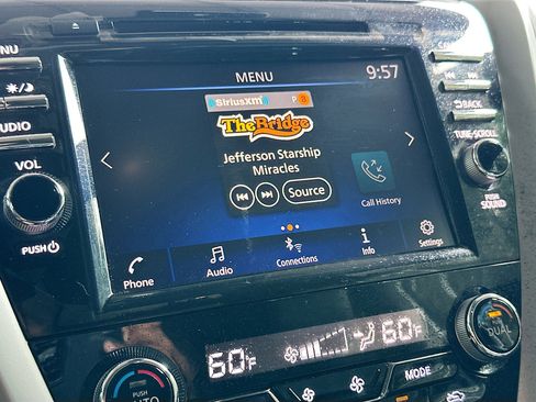 Used 2020 Nissan Murano SV image 14