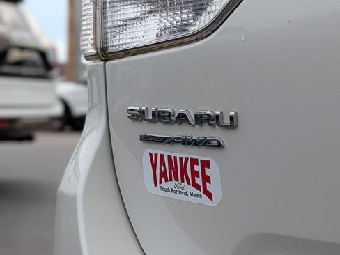 Used 2020 Subaru Forester Premium image 12