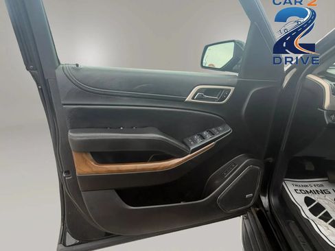 Used 2020 GMC Yukon XL Denali AWD/4WD image 18