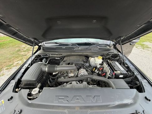 Used 2019 RAM 1500 Big Horn AWD/4WD image 18