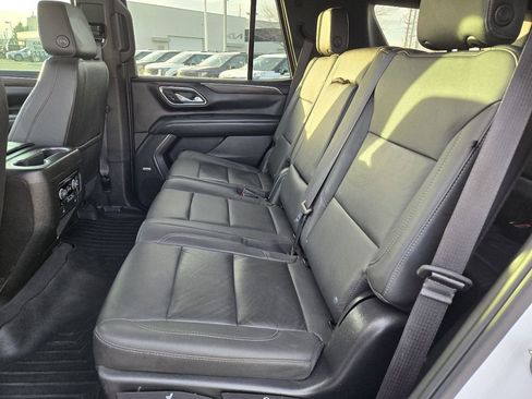 Used 2023 Chevrolet Tahoe Z71 w/ Z71 Off-Road Package AWD/4WD image 5