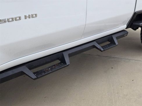 Used 2023 Chevrolet Silverado 2500 Custom w/ Custom Convenience Package image 33