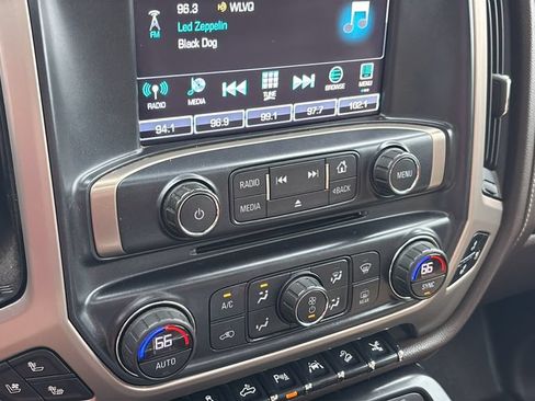 Used 2017 GMC Sierra 1500 Denali w/ Denali Ultimate Package AWD/4WD image 20