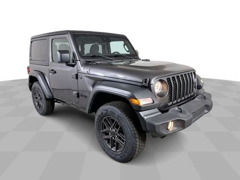 Used 2024 Jeep Wrangler Sport AWD/4WD image 2