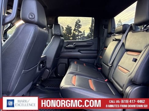Used 2022 GMC Sierra 1500 AT4 image 19