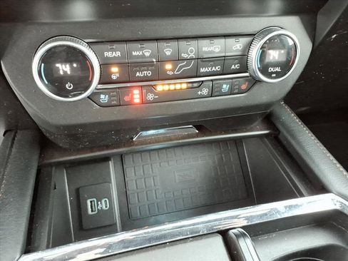 Used 2021 Ford Expedition King Ranch image 19