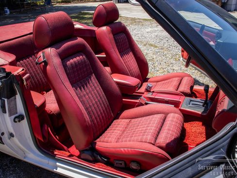 Used 1989 Ford Mustang LX RWD image 20