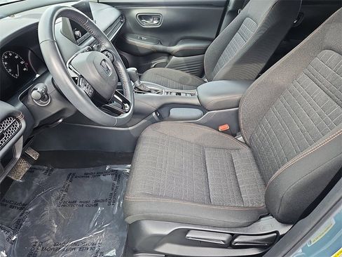 Certified 2023 Honda HR-V Sport image 27
