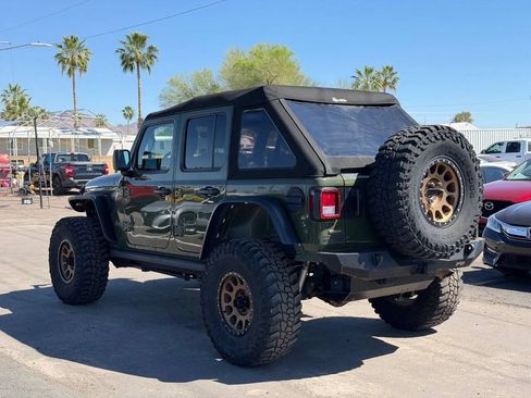 Used 2021 Jeep Wrangler Unlimited Rubicon AWD/4WD image 7