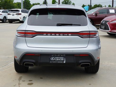 Used 2025 Porsche Macan AWD/4WD image 7
