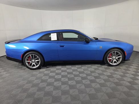Used 2025 Dodge Charger Daytona Scat Pack w/ Track Pack AWD/4WD image 5